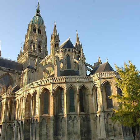 Normandy'S Green By The Sea Port-en-Bessin-Huppain Exterior photo